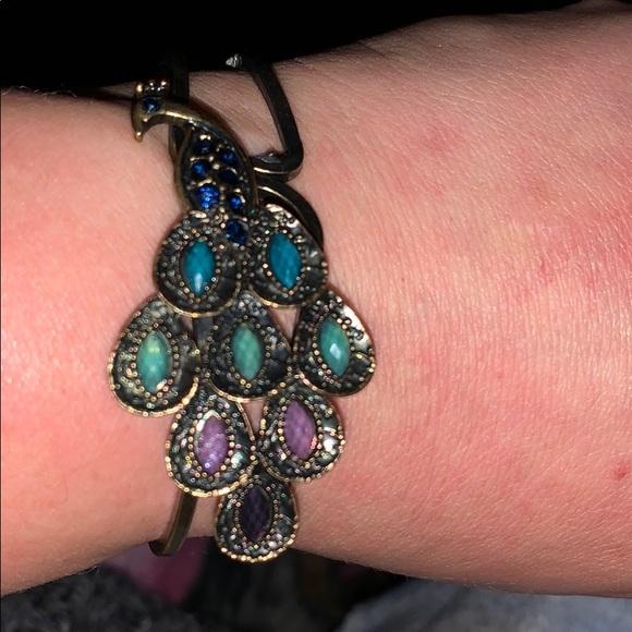 Jewelry - Beautiful vintage peacock bracelet